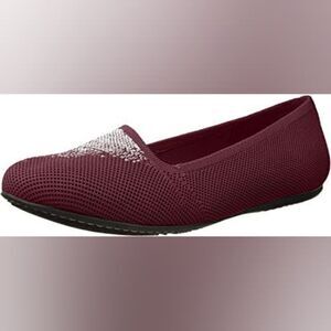 SoftWalk Women's Sicily Loafer Flat ballet shoe in burgundy size 7